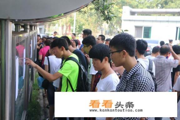 高中学习历史应该看什么书？2023年山东高考历史难吗？