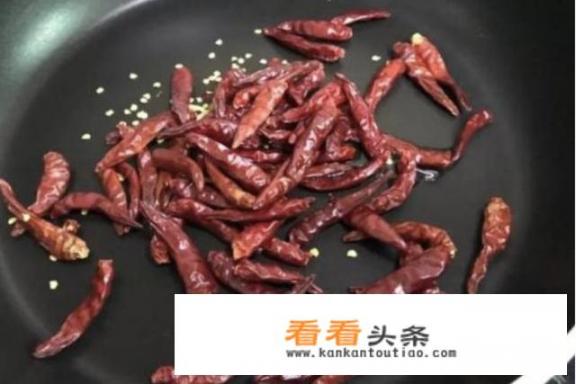 正宗川菜水煮肉片的做法？川香水煮肉教程？