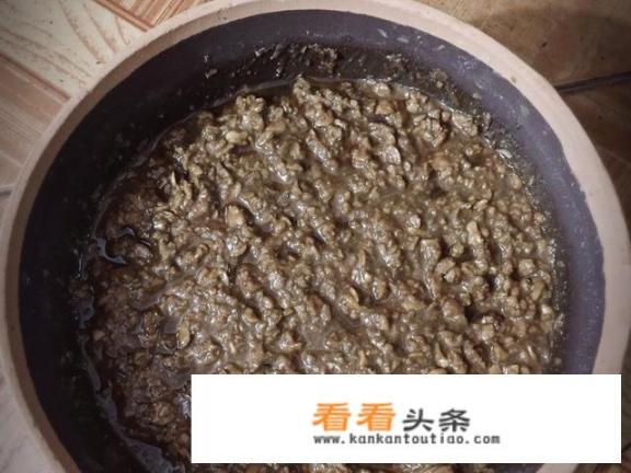 豆瓣酱的正确用法？学做自制晒郫县豆瓣酱的做法？