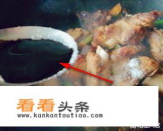 捷赛锅排骨炖土豆怎么做？排骨炖土豆的家常做法？