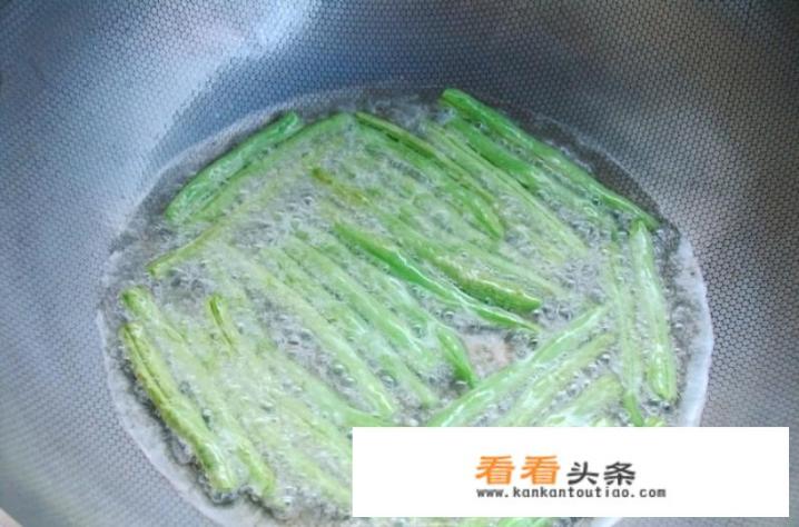 干煸山豆角的做法？干煸豆角的家常做法？