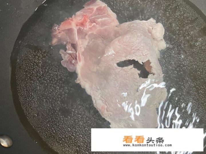 红烧大排不油炸怎么才能嫩点？无淀粉红烧大排的家常做法？