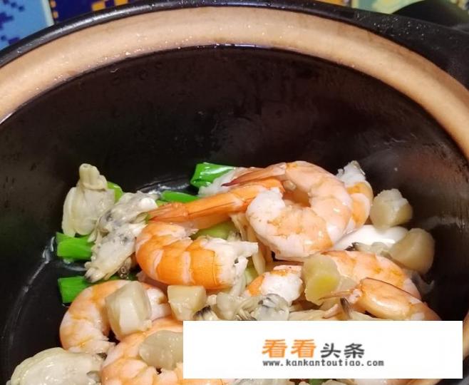 豆腐花甲海鲜煲的做法？海鲜烩菜正宗做法？