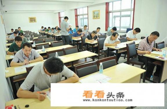 使用人教部编版小学教材的地方？2020新课标各省高中教材版本？