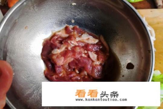 怎样做家常肉丝面？