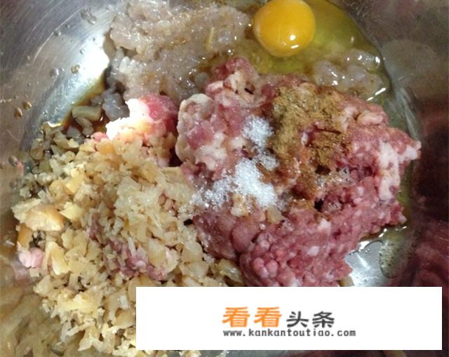 小馄饨怎么包又松又好吃？