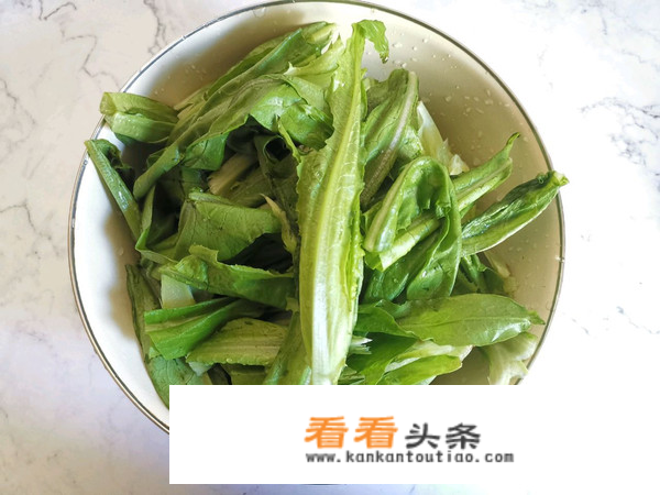 清炒油麦菜的家常做法？