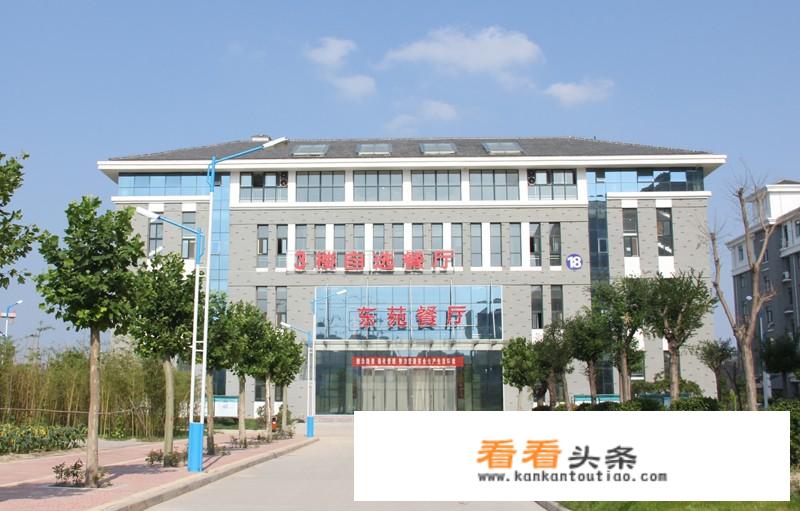 开封大学是985还是211，他有哪些王牌专业