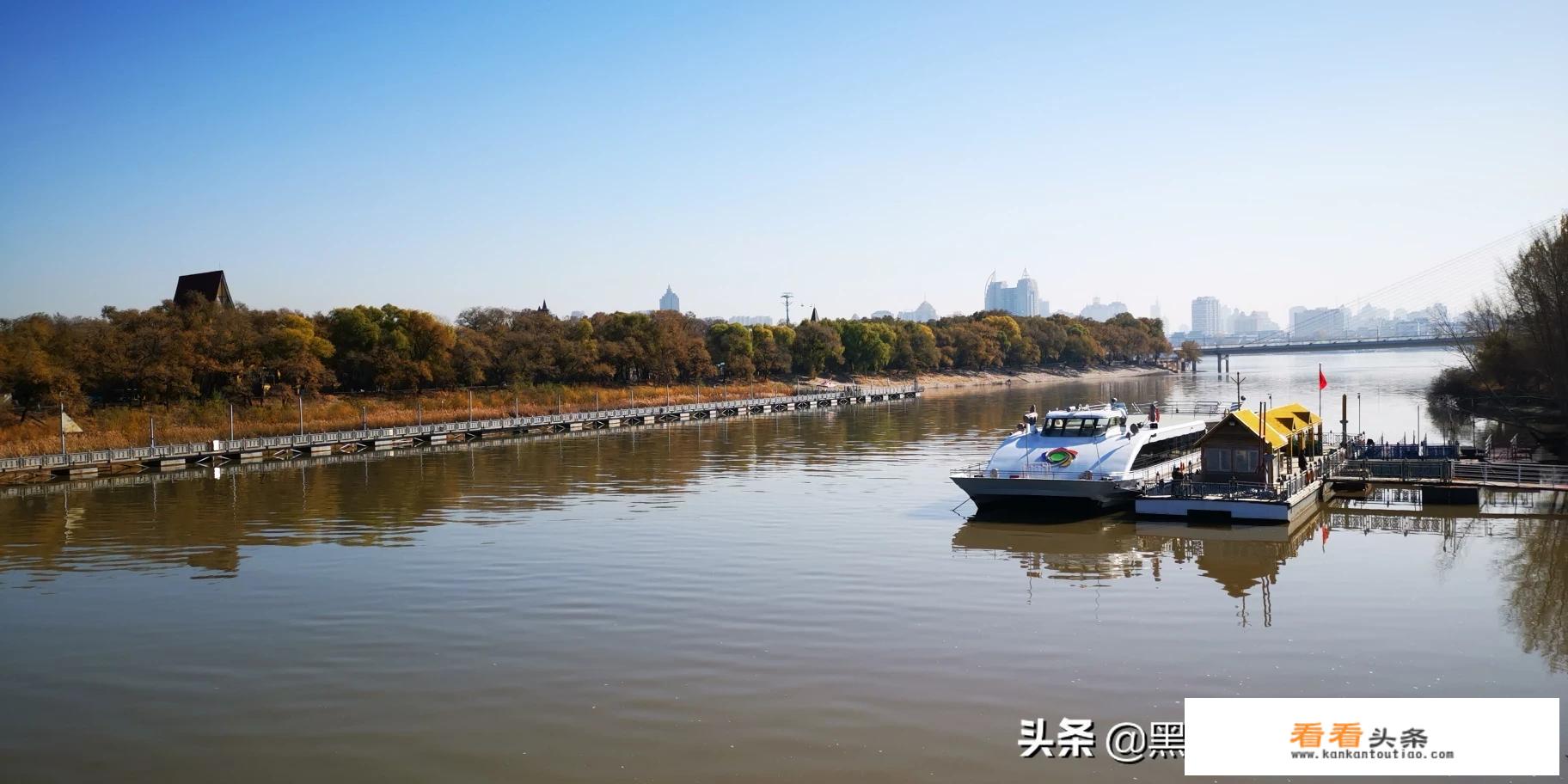 我想去东北三省旅游，不知道哪个城市比较好玩，消费低，当地人好客的