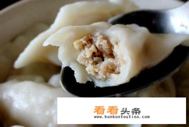 “三鲜水饺”指的哪三鲜？怎样调出鲜香诱人的水饺馅