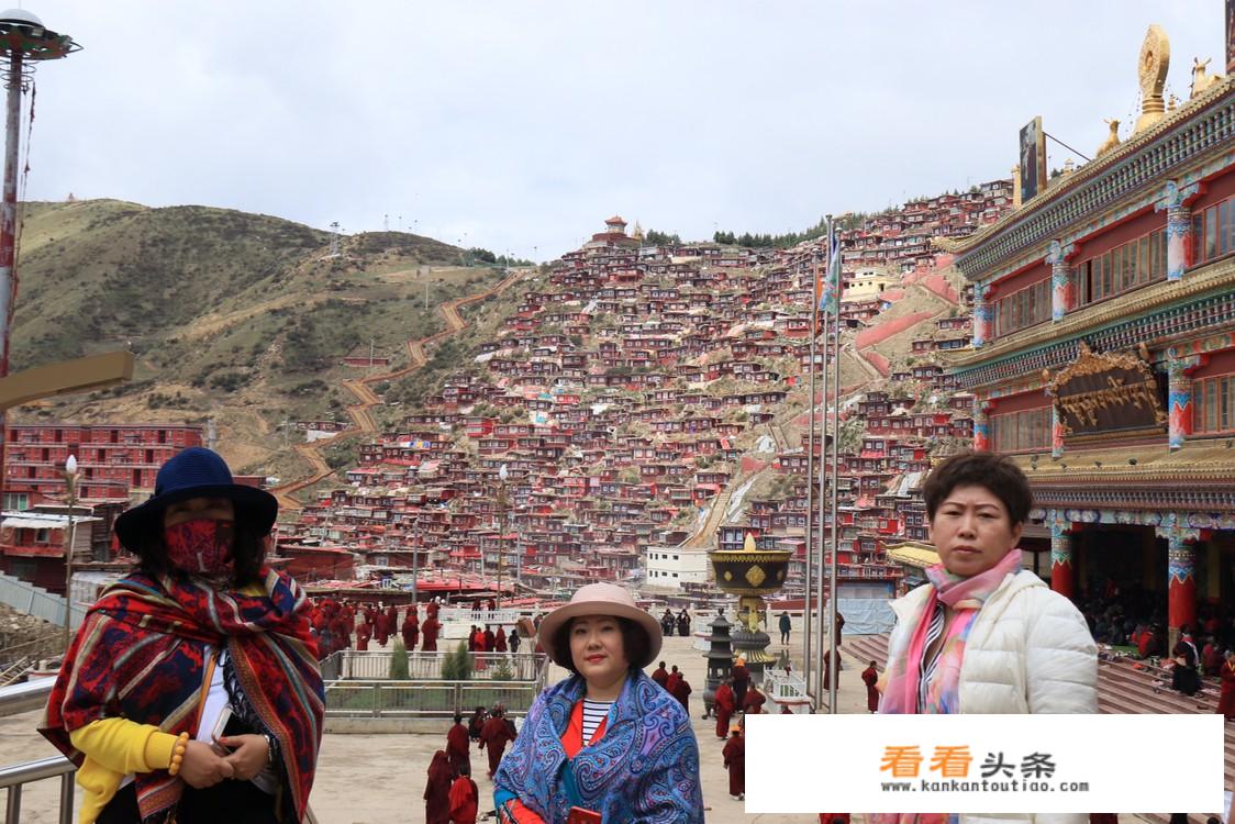 想去色达旅游，几月份最美？有哪些景点值得一去