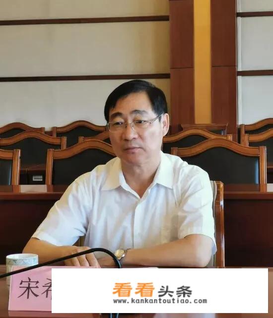 青岛农业大学校长哪里人