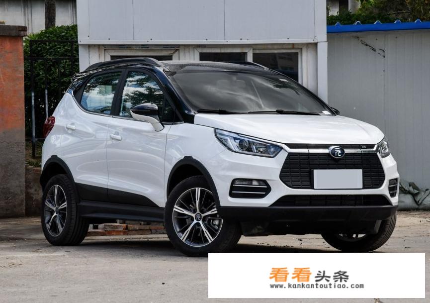 有哪些新能源SUV 7座汽车在10万左右？_7座电动汽车价格及图片