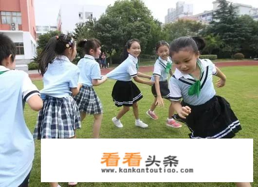 推荐几个适合小学生玩的户外游戏？_小学生户外游戏