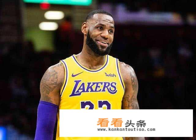 2019年NBA全明星宣传海报，为什么杜兰特站在中间呢？_旅游活动海报