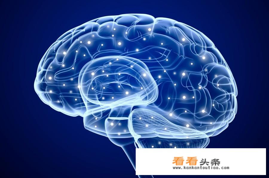 人类梦中常会去到从未去过的地方，怎么用科学解释？是平行宇宙还是四维时空？