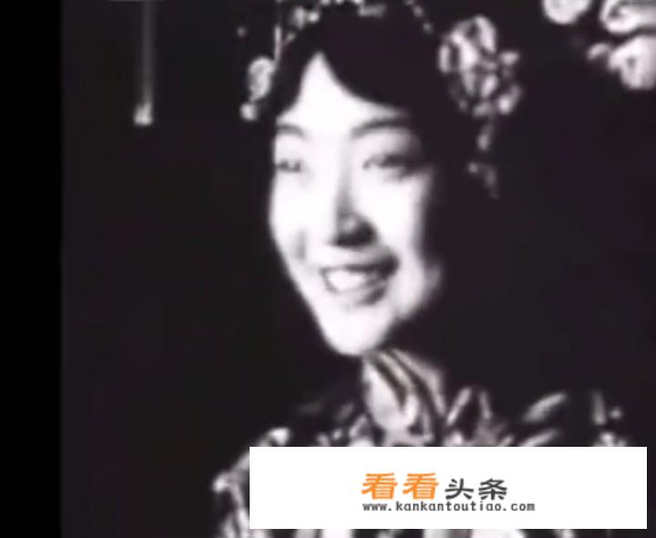 看到清朝宫女的照片，难道古代宫女都是这样的差吗？