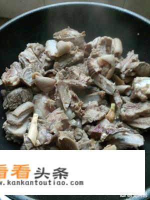 重庆羊肉火锅的做法？