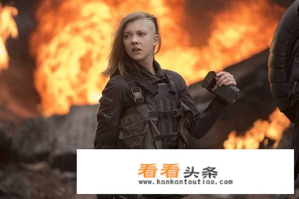 饥饿游戏3《the hanging tree》民谣有着什么样的隐喻？