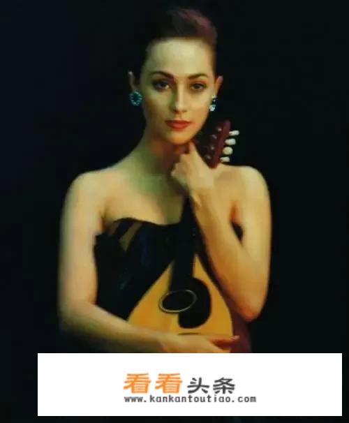 当代画家陈逸飞是否赋予了中国写实油画古典浪漫的元素画风？