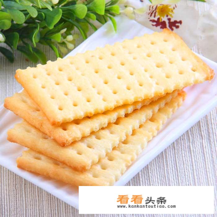 什么样的饼干是苏打饼干？