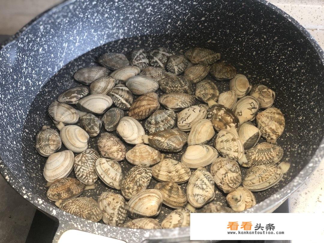 花甲粉的底汤怎么做？