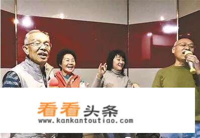 青岛每年举办“娱乐场所KTV老年人免费娱乐活动”，你觉得这个活动怎么样？