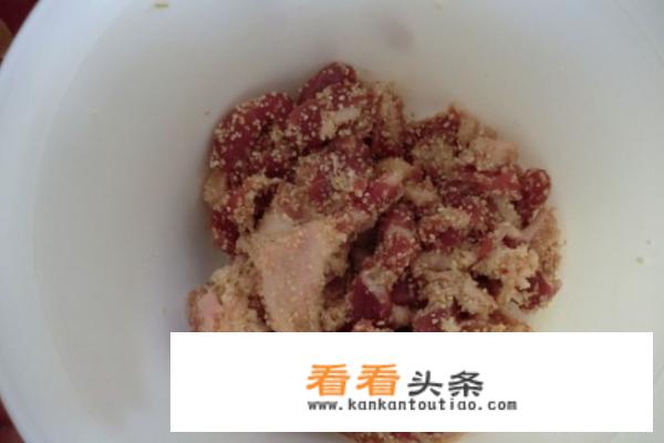 陕西农村过事蒸肉做法？