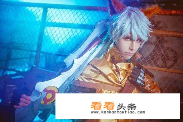 穿越峡谷文案？