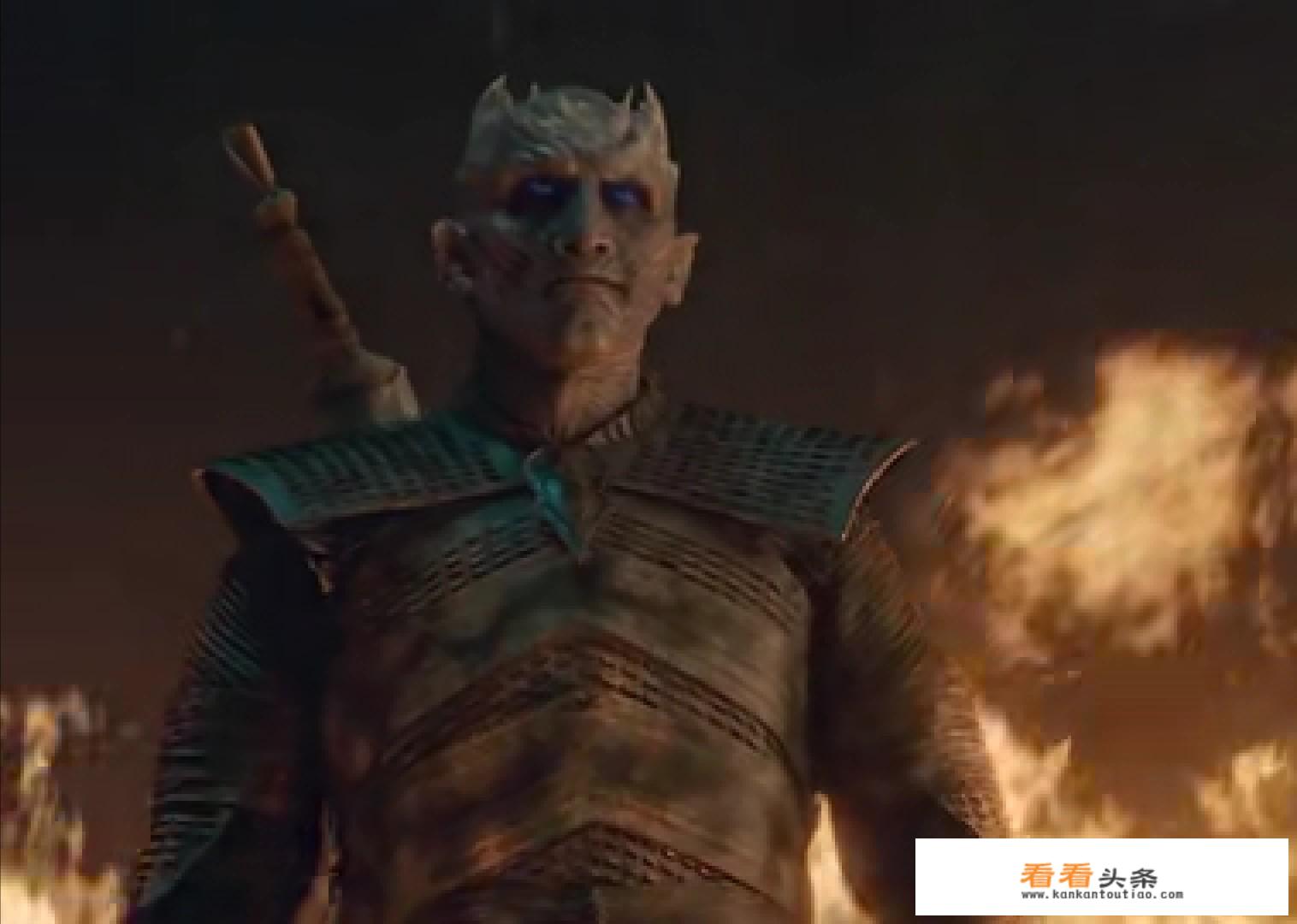 《权力的游戏》夜王背后一直没有拔出来的剑到底是什么？