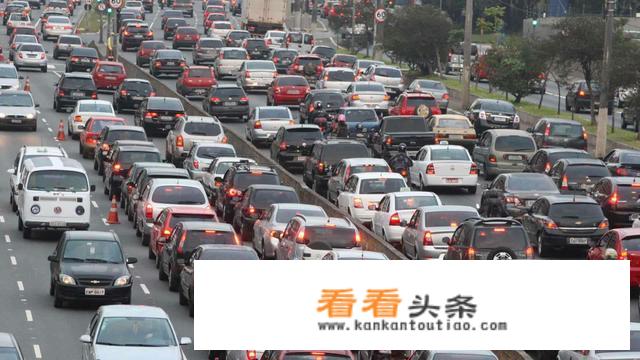 起亚k3，18年库存车原价11.8万左右，现在6.3万值得买嘛？