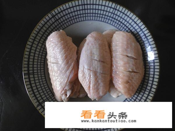 微波炉版奥尔良鸡翅是怎么做的？