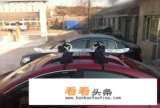 越野车车顶装行李框违章吗？