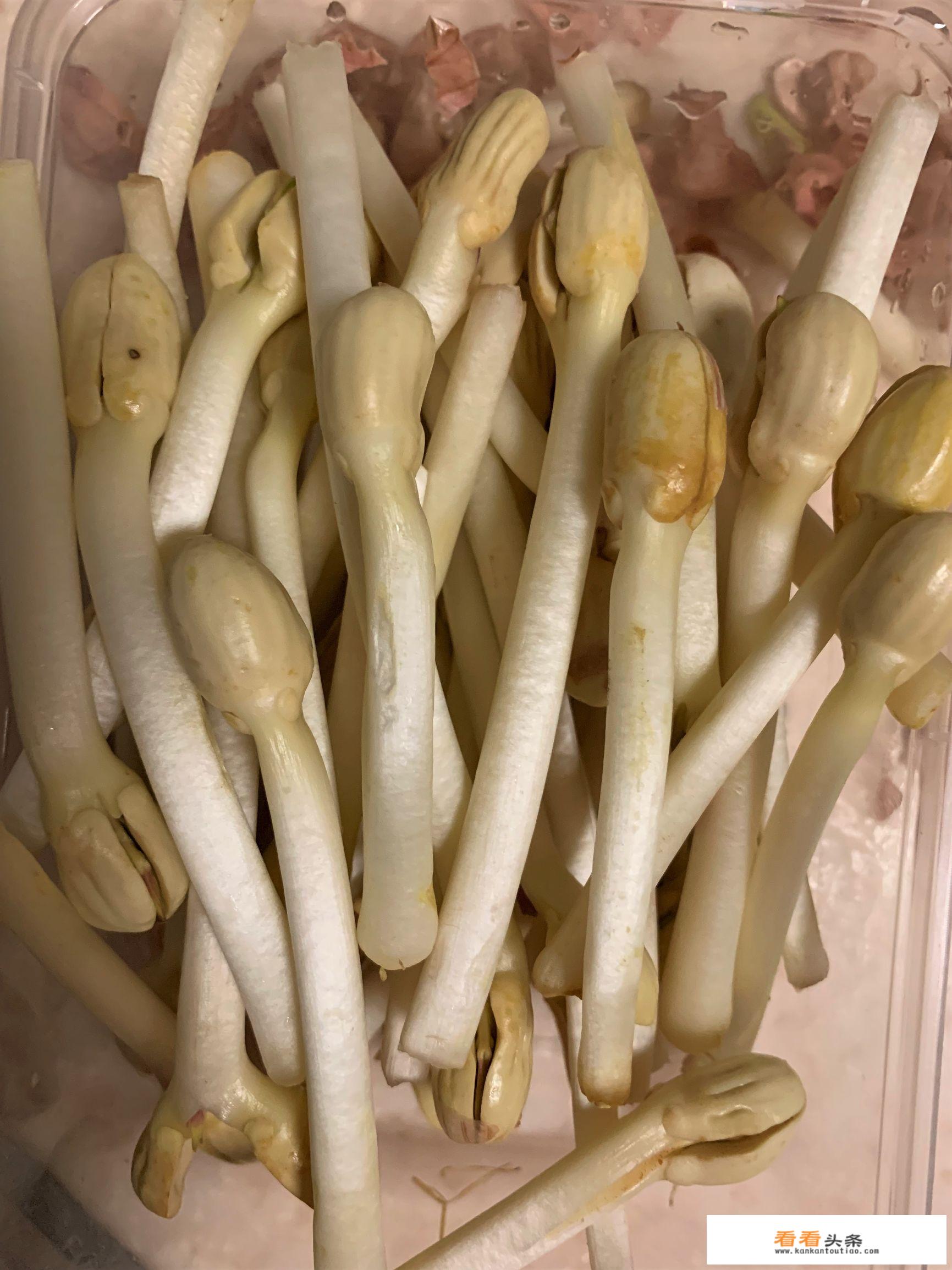 水煮鲜花生晒干吃的做法？