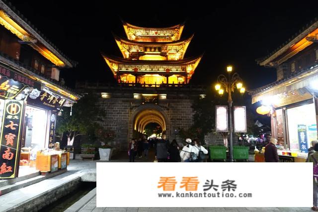 分析大理旅游发展的区位优势？