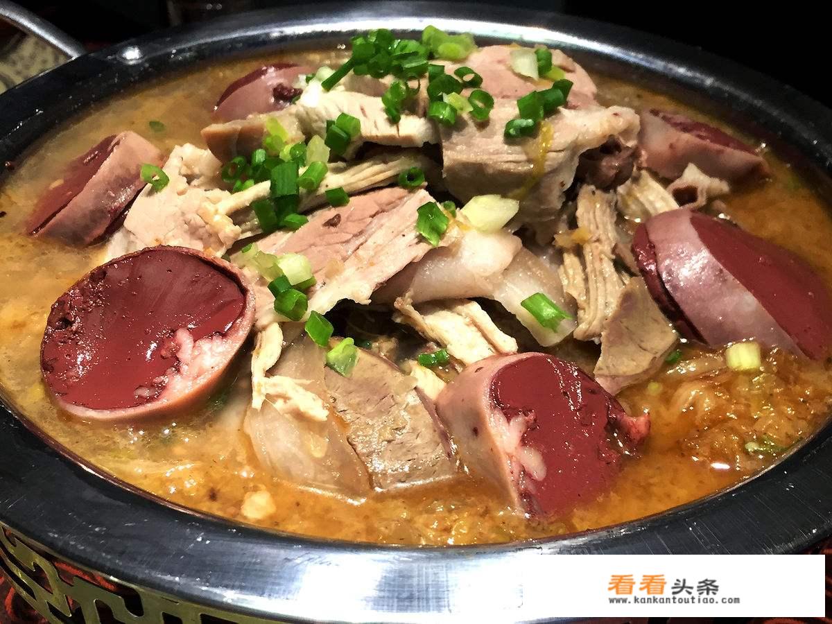 东北杀猪菜有多带劲？