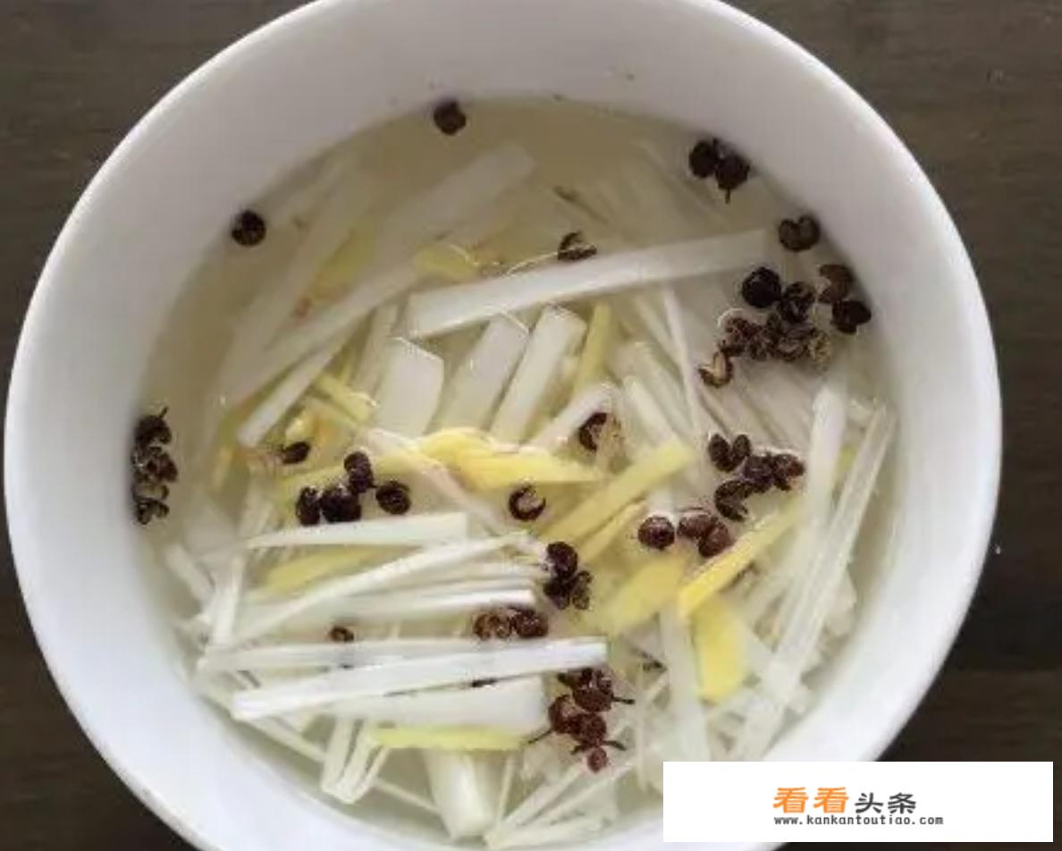 炸肉丸子怎么炸又嫩又好吃？