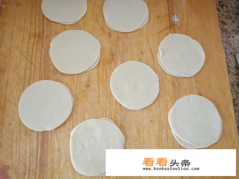 饺子皮做春饼怎么做？