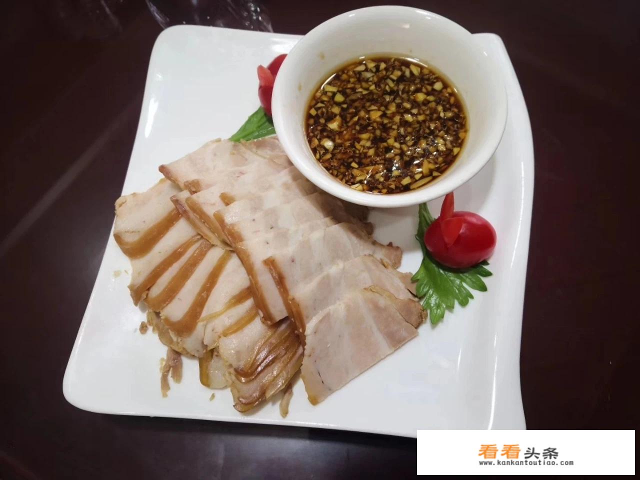 一直从事餐饮行业，想换个经营模式做私房菜，问大神，该怎样开始？