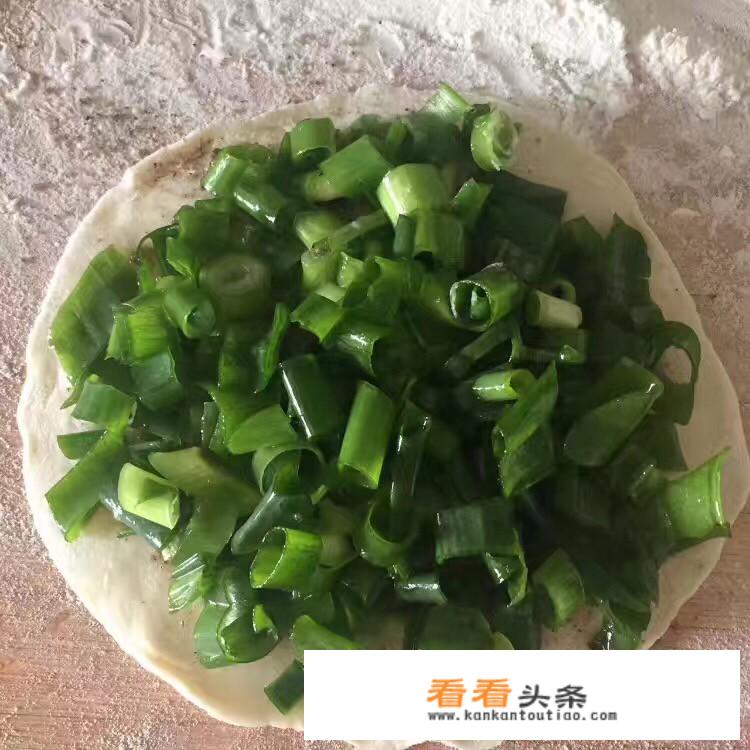 如何 *** 鸡蛋饼？有哪些需要注意的问题？