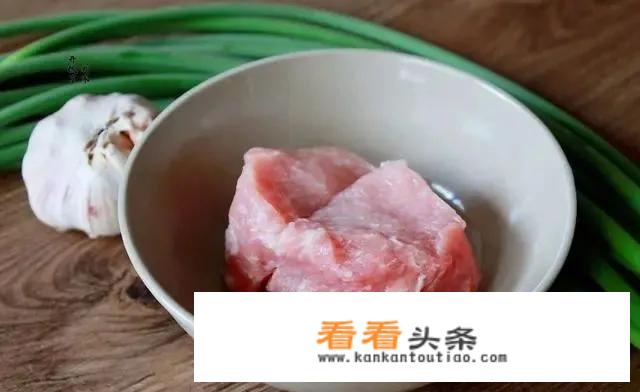 蒜苗炒肉片简单做法？