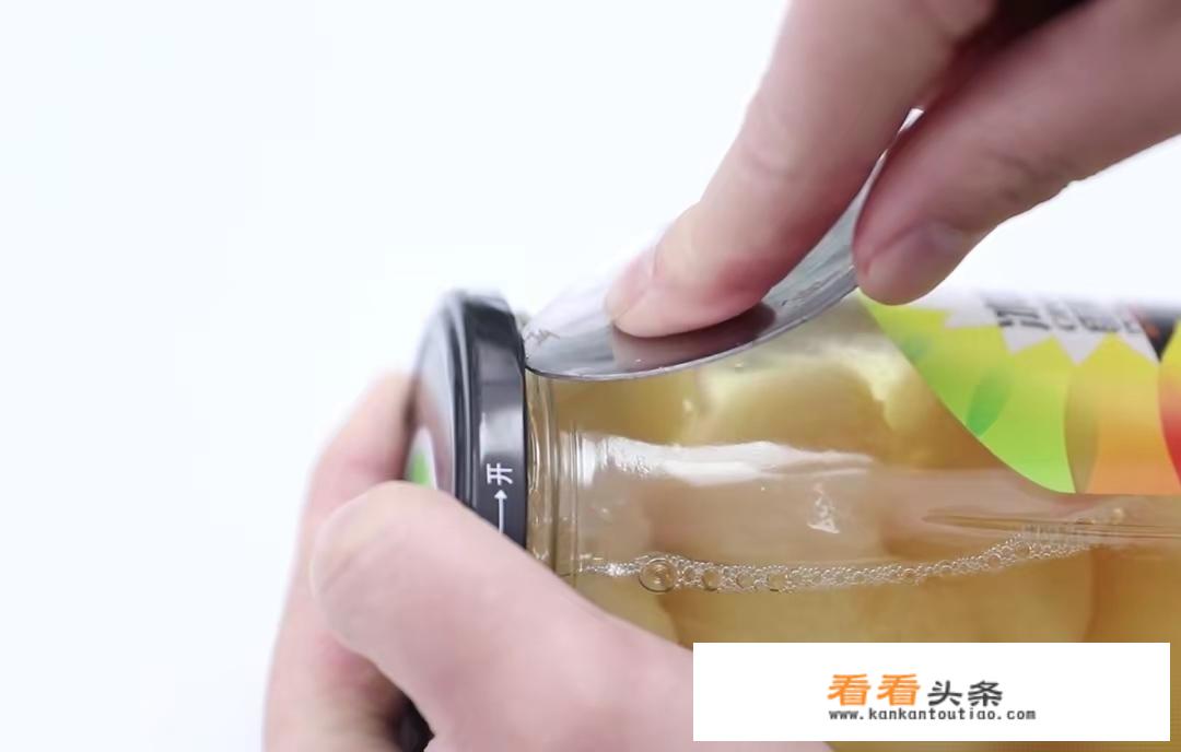 开水果罐头最简单的方法怎么开？