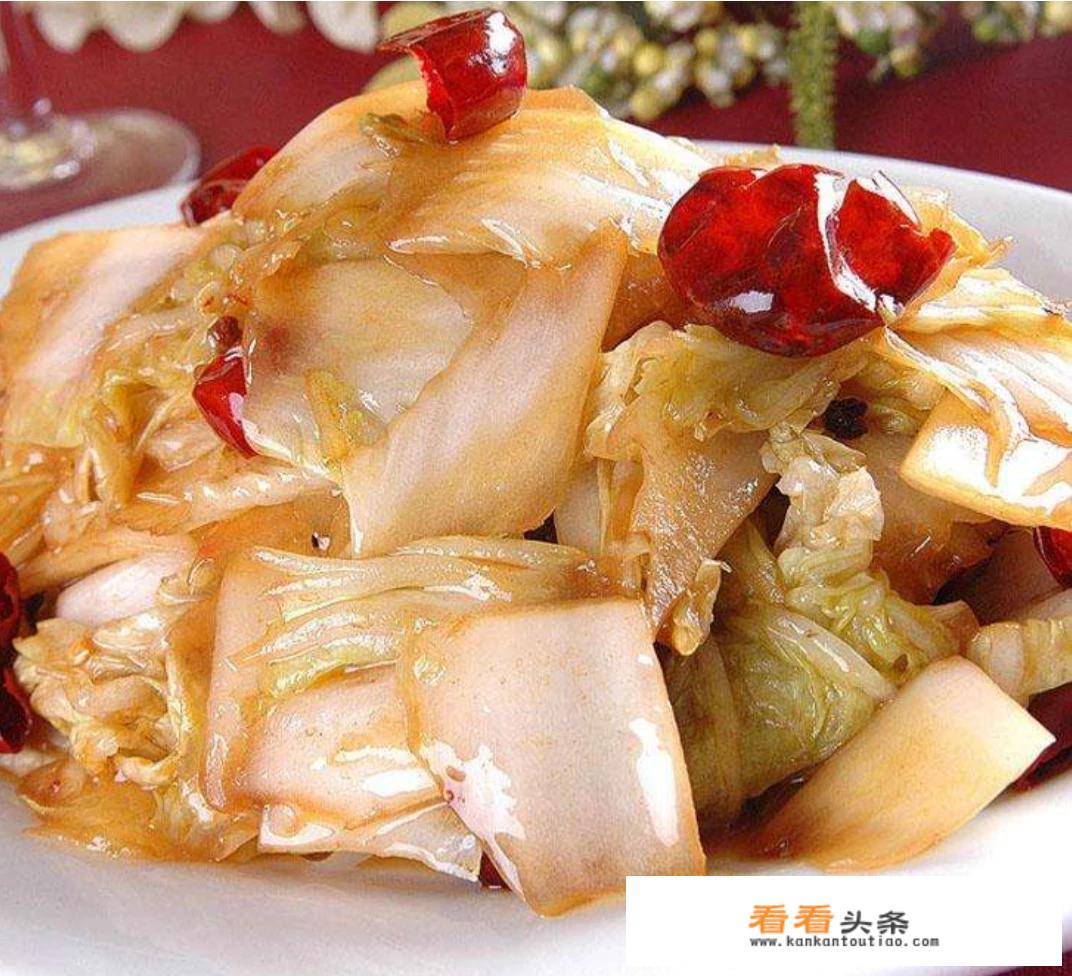 炒酸辣白菜怎么炒好吃？