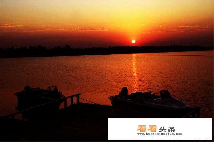 河南兰考旅游的地方，和好吃的特色？