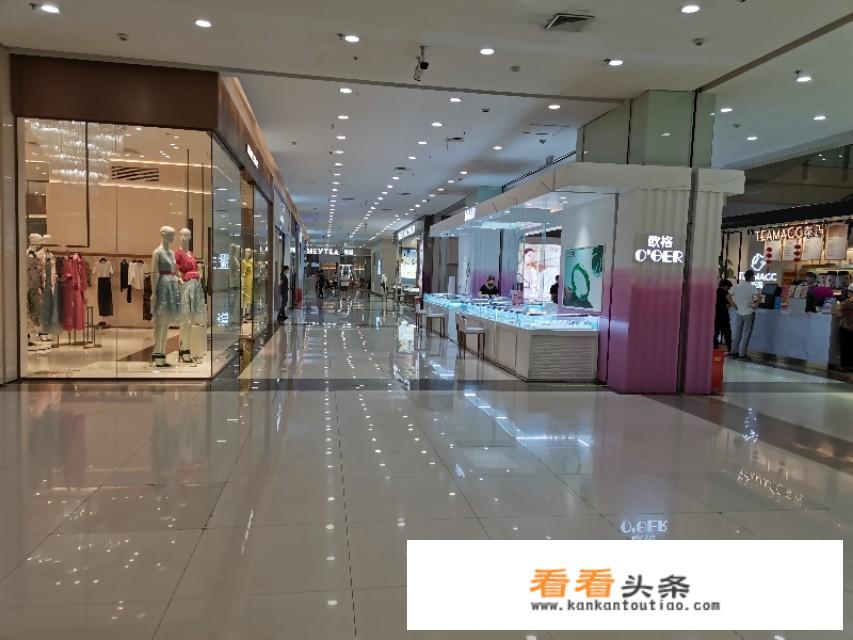 云南到湖北有些什么旅游景点？
