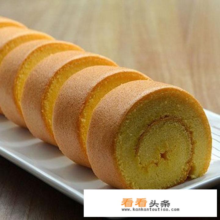 戚风蛋糕边缘开裂是怎么回事？