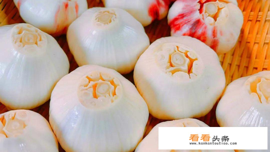 家庭腌糖醋蒜的方法？