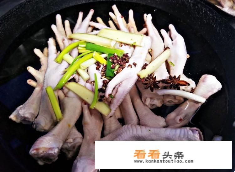 网红鸡脚柠檬做法？