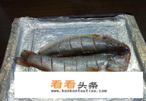 家庭烤箱怎么做烤鱼？