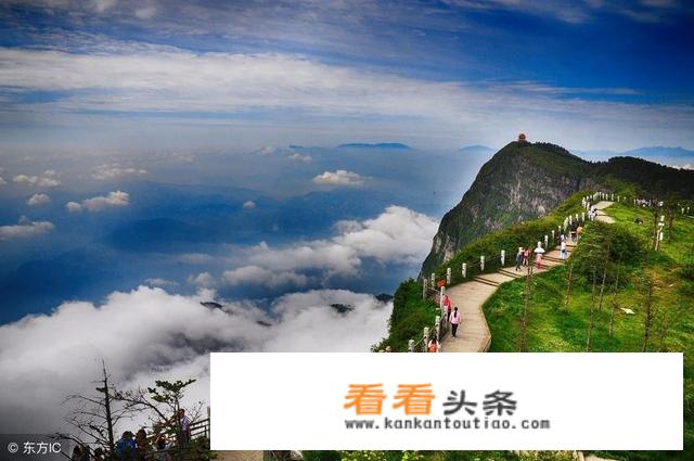 中国哪个旅游城市好吃的多，好玩的也多？